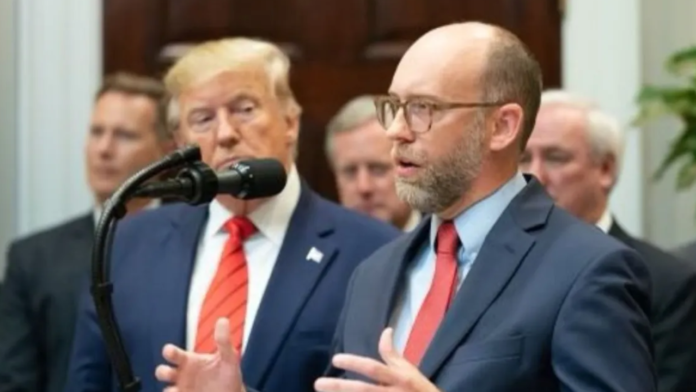 Brendan Carr and Donald Trump